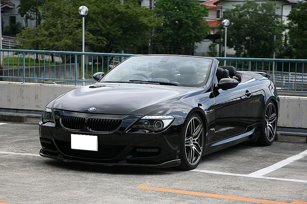 即納BMW6シリーズE63クーペE64カブリオレ リアル本物ブラック綾織カーボン黒ドア サイド ミラー カバー スポイラー エアロ ガーニッシュ このBMW M6 カブリオレ(E64)は、珍しい極上のカスタムカー | 外車王SOKEN